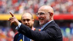 Luis de la Fuente vuelve a frotar la lámpara: la apuesta por Fabián y el as de Mikel Merino para acariciar las semifinales