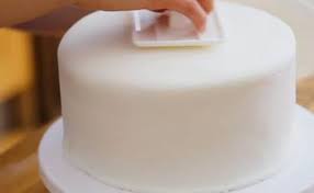Simple anniversary cake wedding anniversary cake designs romantic anniversary cake with name. Best Ways To Decorate Cake Without Icing Creative Ways To Decorate Cake Other Than Frosting