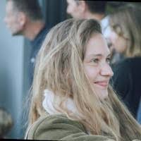 Anna Coulon's Instagram, Twitter & Facebook