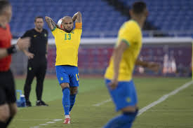 Na manhã deste domingo, noite no japão, o brasil ficou em um empate sem gols com a costa do marfim , em jogo válido pela segunda rodada do . C0vbmyi1pwoerm