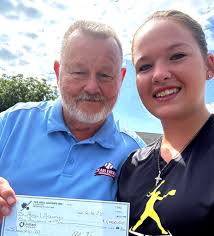 Tar Heel Leagues awards scholarship to student athlete