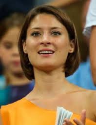 And although not much is known about her we can see they make a great couple. Who Is Manuel Neuer Dating Manuel Neuer Girlfriend Wife