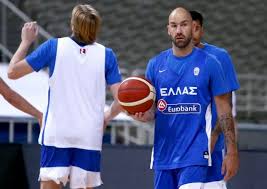 Ο σπανούλης και οι αμφιβολίες. E8nikh Elladas Prwth Proponhsh Me Pitino Spanoylh Kai Paiktes Toy Olympiakoy
