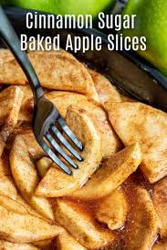This Easy Recipe For Baked Apple Slices Adds A Little Cinnamon And Sugar To Green Apples For The Perfect Fa Apple Recipes Easy Green Apple Recipes Baked Apples