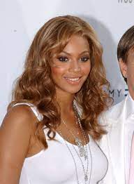 Beyonce In The 2000s Long Hair Styles 2000s Fashion Icons 2000s Fashion