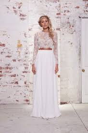 40 Totally Chic Wedding Dress Separate Ideas For Unique Brides Wedding Party Wedding Dress Separates Two Piece Wedding Dress Wedding Dress Long Sleeve