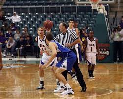 Pengertian jump ball dalam bola basket. Pengertian Jumpball Tata Cara Dan Proses Terjadinya Jump Ball