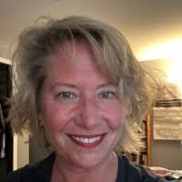 Zoe Fulton's Instagram, Twitter & Facebook