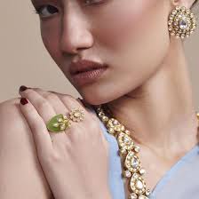 Diwali gift ideas for your loved ones this festive season