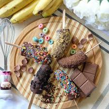 Lihat juga resep kue bolu pisang oat kukus blander simple enak lainnya. Resep Es Pisang Cokelat Orami