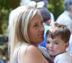 Jean Lail's Instagram, Twitter & Facebook