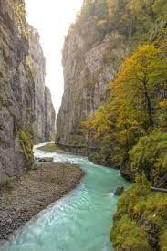De natuur in zwitserland is betoverend mooi en verrassend genoeg relatief onontdekt door het massatoerisme. 19 Ideeen Over Natuur In Zwitserland Zwitserland Watervallen Vakantie