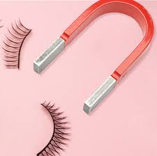 To draw eyelashes, start by sketching a second line just underneath the top edge of the upper eyelid to show thickness. 9 Best Magnetic Eyelashes Of 2021 How Do Magnetic False Lashes Work