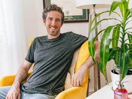 Even after his cardiac arrest, doctor-comedian finds things to laugh about 