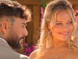 Mariés au premier regard : Laury et Anthony ont-ils dit "oui" lors de leur  mariage ? SPOILER