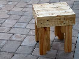 Terdapat beberapa kerajinan yang bisa dibuat dengan menggunakan kayu palet sebagai bahan. Kerusi Palet 18 Foto Kerusi Palet Cara Membuat Langkah Anda Sendiri Jadual