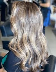 A shaggy haircut like this is very easy to style. Full Vs Partial Highlights What S The Difference