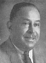 Guy Brewer's Instagram, Twitter & Facebook