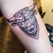 Girls creator, writer and star lena dunham has some interesting tattoos on her body that feature so prominently on the hbo show that they're practically their own character. Tattoo Artist John Campbell Of Sacred Mandala Studio