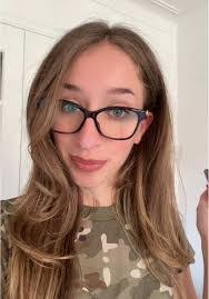 Lauren Polen's Instagram, Twitter & Facebook