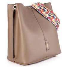 Inilah katalog harga jam tangan hush puppies terbaru 2021 yang super keren untuk melengkapi gaya kamu. Ilmu Pengetahuan 7 Harga Tas Hush Puppies Wanita Terbaru 2019