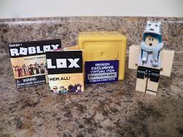 Roblox Celebrity Series 1 Shellc W Unused Item Code Jazwares Roblox Coding Ebay