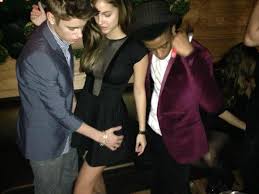 At first, i thought the sleeves were tailored to look like they he's also scoring some model tail in the form of barbara palvin. Barbara Palvin Fr On Twitter Without Watermark Barbara At A Party With Justin Bieber And Lil Twist In 2012 1 2 Http T Co Wwqnq8rqe5
