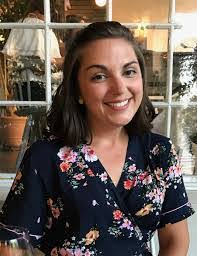 Kelly Sumpter's Instagram, Twitter & Facebook