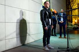 Denso maas architecture consists of two major technologies: Heiko Maas Tragt Lederjacke Und Sneaker Na Und Gq Germany