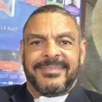 400+ "Derrick Sr" profiles