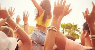 The pop group edged out a number of hotly tipped local artists to hit no 1 in australia's. Iy1iqu7z Wp1tm