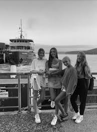 Black And White Best Friends Goals Georgiakaralis Black And White Aesthetic Couple Goals Teenagers Best Friend Goals