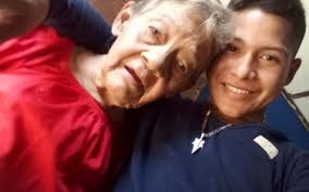 Un soldado de la Fuerza Aérea Colombiana es inspiración y ejemplo para el  Señor Mayor General Inspector General del Ejercito Nacional.