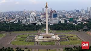 Putaran kedua juga diwarnai tudingan kampanye hitam yang antara lain berkisar dalam isu sara, isu kebakaran yang disengaja, korupsi, dan politik transaksional. Libur Natal Saatnya Jajal Bus Listrik Transjakarta