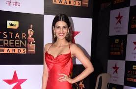 Bollywood Actresses Who Is The Tallest Of Them All N4m Survey Every millennial kid grew up watching bollywood movies. bollywood actresses who is the