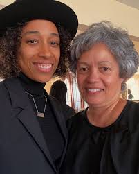 Samara Brown (@samarabrownofficial) • Threads, Say more