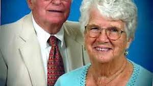 Schwabs brought neighborhood grocery stores to town