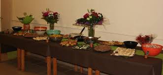 Organiser Un Buffet Pour 50 Personnes Le Buffet Froid Et La Piece Montee Une Affaire De Gout