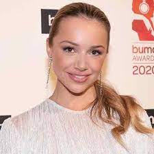 According to our records, she has no children. Emma Heesters Bio Age Net Worth Height In Relation Nationality Body Measurement Career