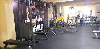 El gobierno del perú informó sobre una nueva resolución que impone restricciones para vuelos de como una nueva medida para disminuir el crecimiento de nuevos contagios, el gobierno de perú ha. Mercado Fitness En Peru Imponen A Los Gimnasios Mayores Restricciones En El Aforo