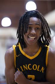 Silas basketball improves under first-year coach John Barbee