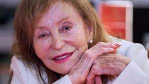 Karen Gillan se joint à The Circle