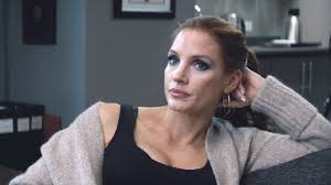Molly's game jumps around in time, with lots of narration and flashbacks, even continuing from where the nonfiction book by the real molly bloom left off. Molly S Game Reviews Metacritic