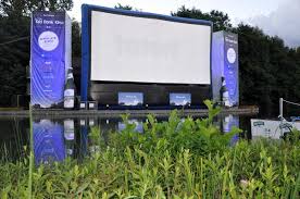 In Dortmund Startet Auto Kino Auf Phoenix West Kinoerlebnis Trotz Corona Dortmund City