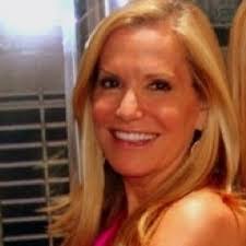 Amy Rosenblum's Instagram, Twitter & Facebook