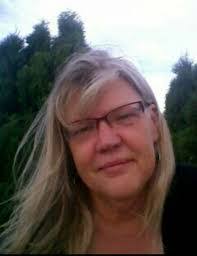 Deborah Forrest's Instagram, Twitter & Facebook