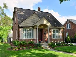 Brick Cape Cod With Light Tan Accent Color Cape Cod House Exterior Exterior Brick Exterior House Colors