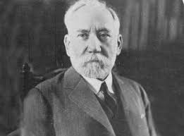 Jorge Moore. Intendente por cinco