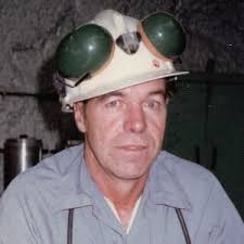 CARRIERE, Robert 'Bob'