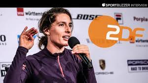 Seitenwechsel für tennisspielerin andrea petkovic (32): Tennis Star Andrea Petkovic So Gehe Ich Meinen Job Als Zdf Moderatorin An Sportbuzzer De